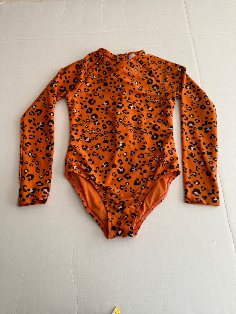 Cat & Jack Girls Rash Guard Swimsuit size Med (8)